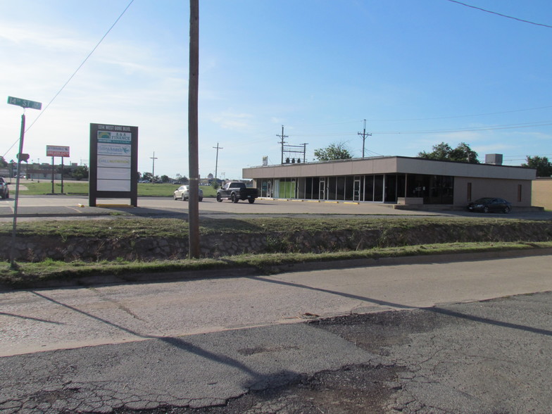 1314 W Gore Blvd, Lawton, OK for sale - Building Photo - Image 1 of 1