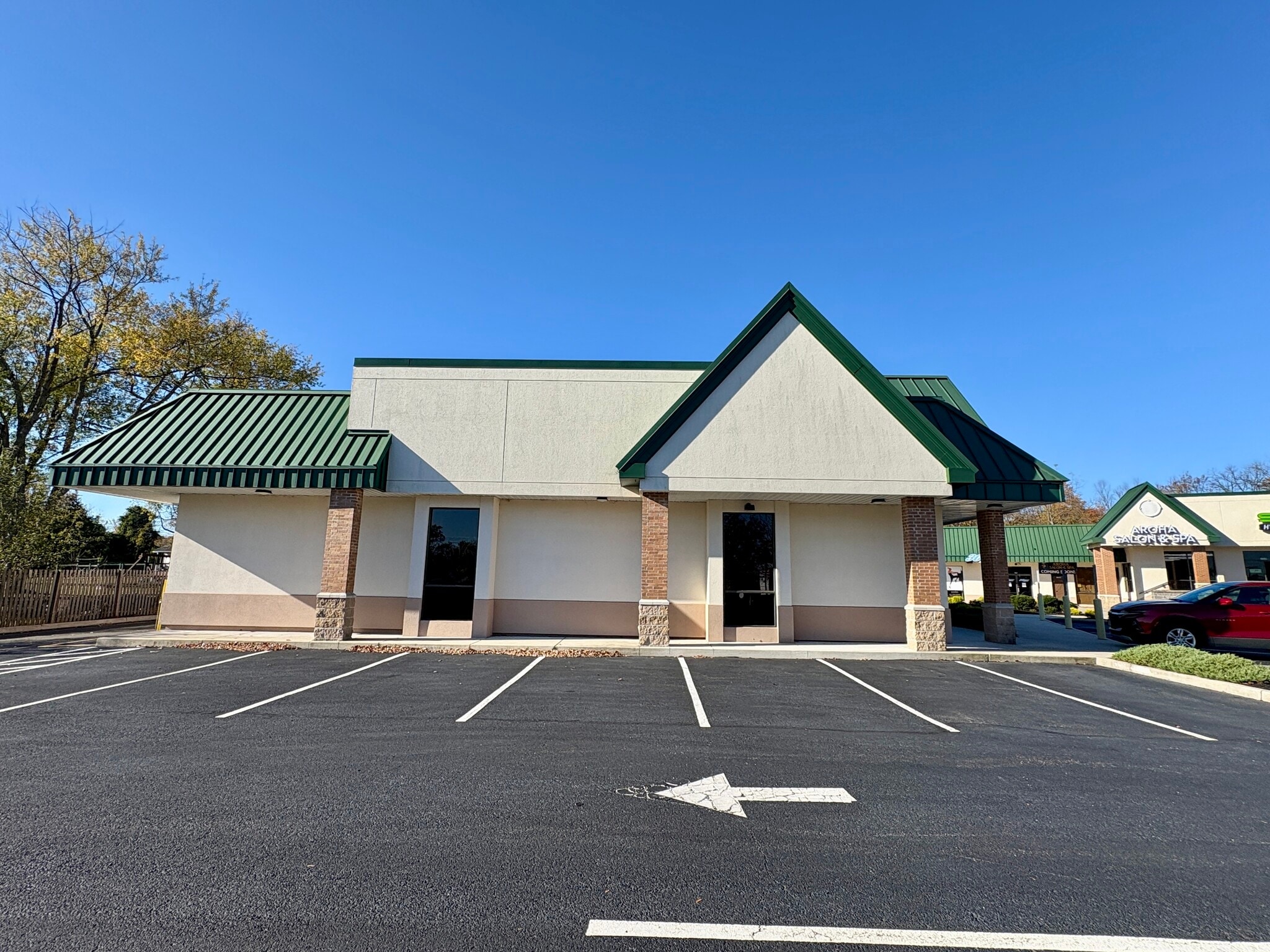 3885 Route 27, Princeton, NJ to rent Interior Photo- Image 1 of 3