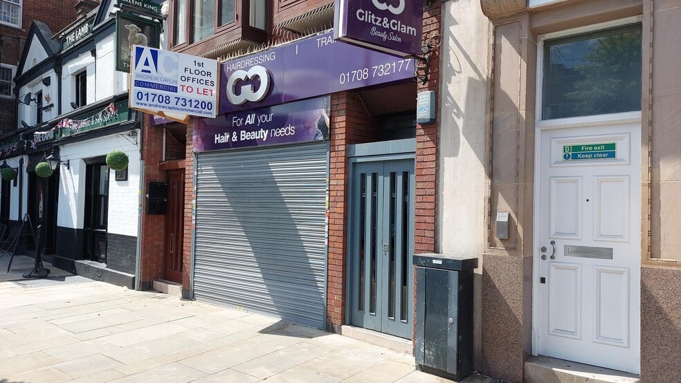 7-7A Market Pl, Romford for sale - Building Photo - Image 1 of 1