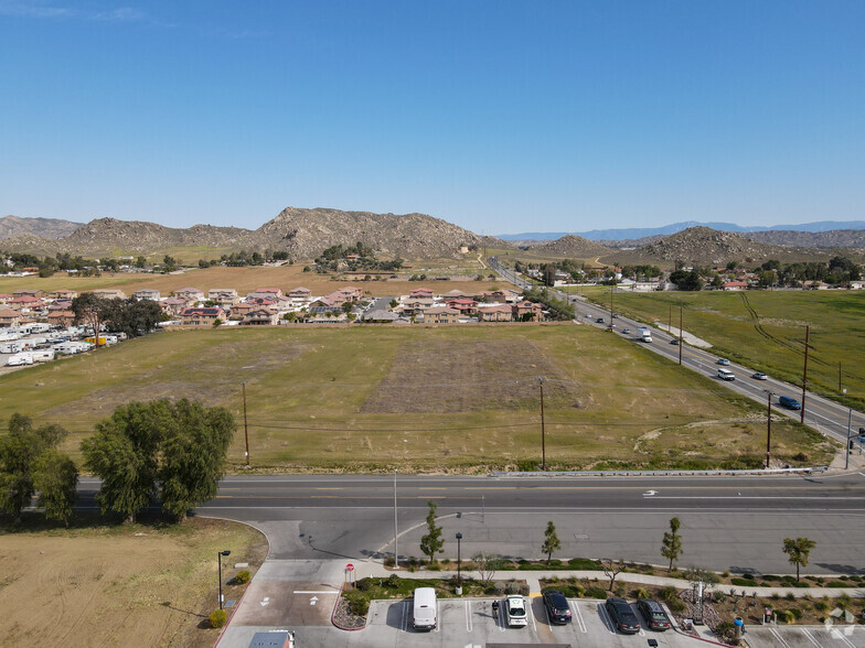 Moreno Beach Gateway, Moreno Valley, CA for rent - Other - Image 2 of 4