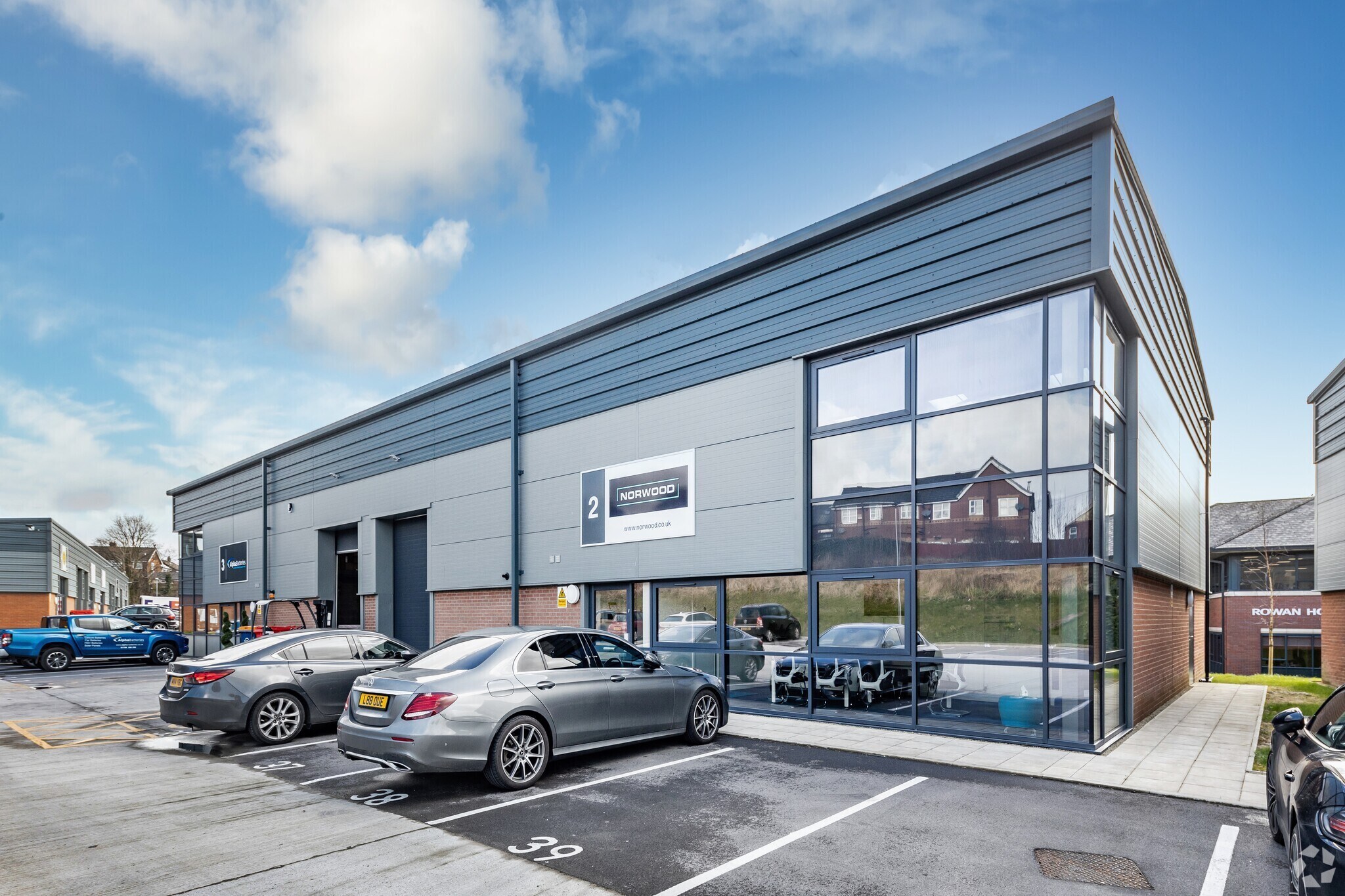 3 Sandbrook Way, Rochdale for sale Primary Photo- Image 1 of 1