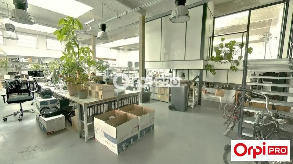 Office in Lille to rent Building Photo- Image 1 of 8