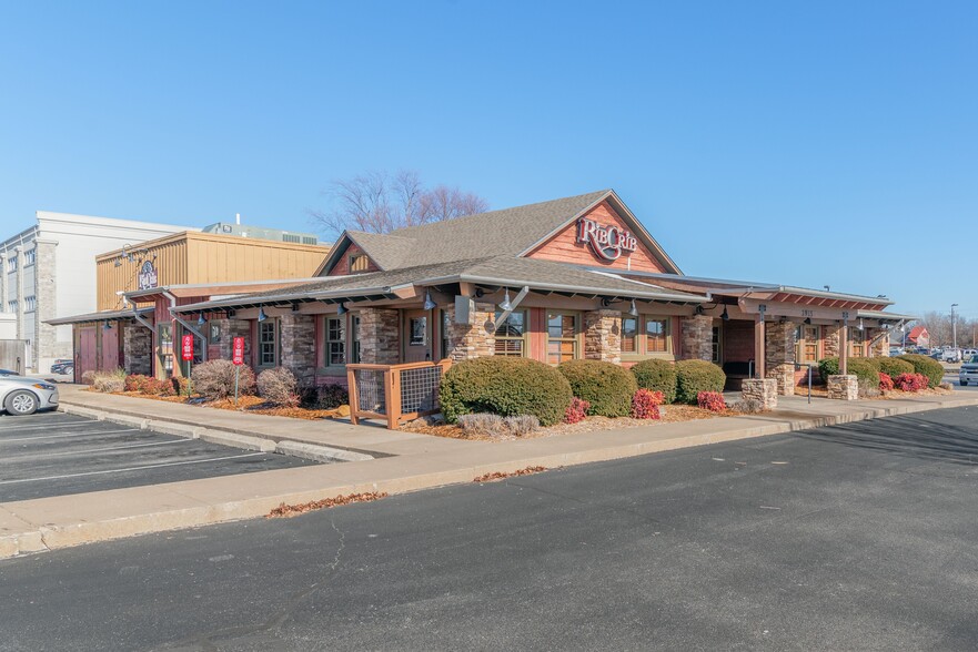 2915 E 24th St, Joplin, MO for sale - Building Photo - Image 3 of 9