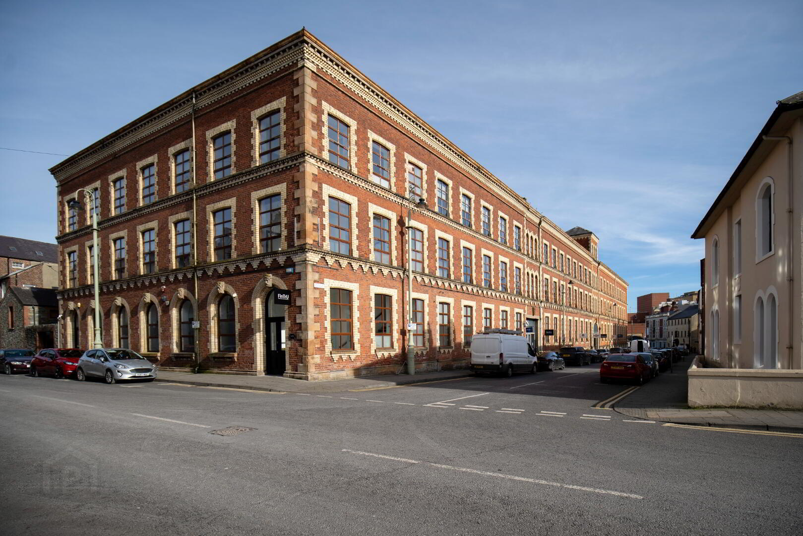 100 Patrick St, Londonderry to rent Primary Photo- Image 1 of 2