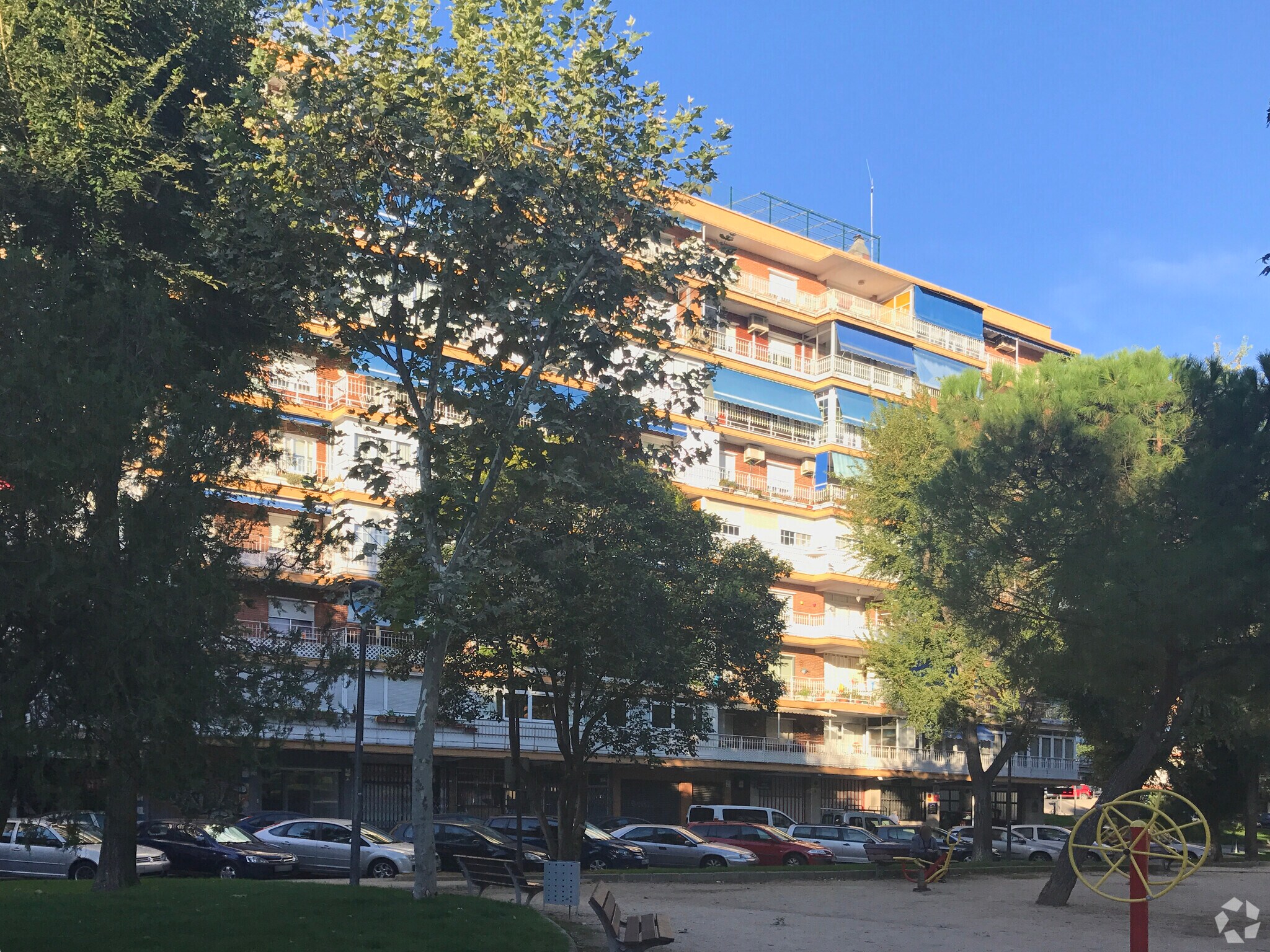 Calle Montecarlo, 1, Móstoles, Madrid for sale Primary Photo- Image 1 of 3
