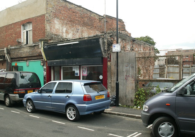 More details for 26-30 Hessel St, London - Retail to Rent