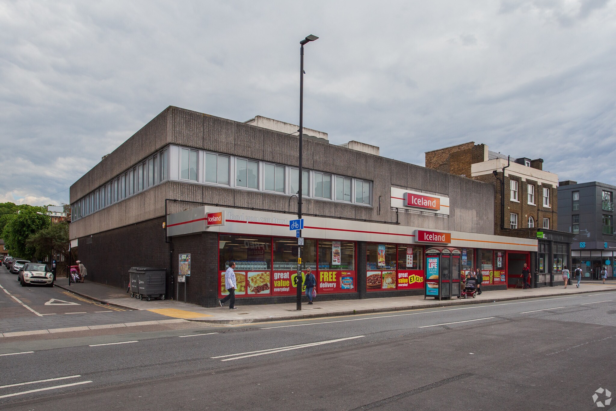 210-218 Trafalgar Rd, London for sale Primary Photo- Image 1 of 1