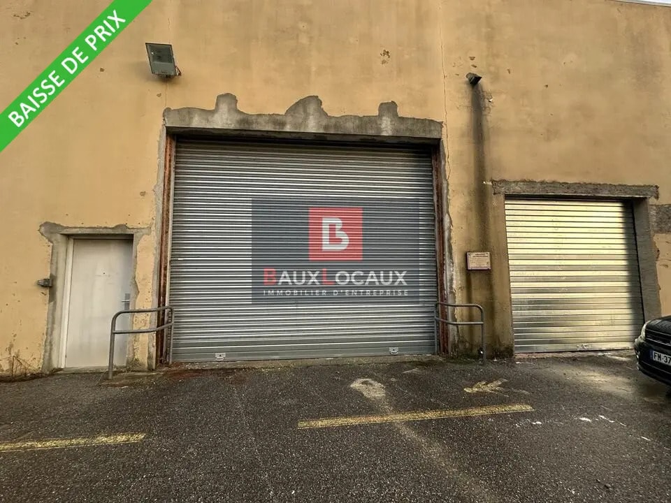 Location Local d'activités 100 m² - Photo 1