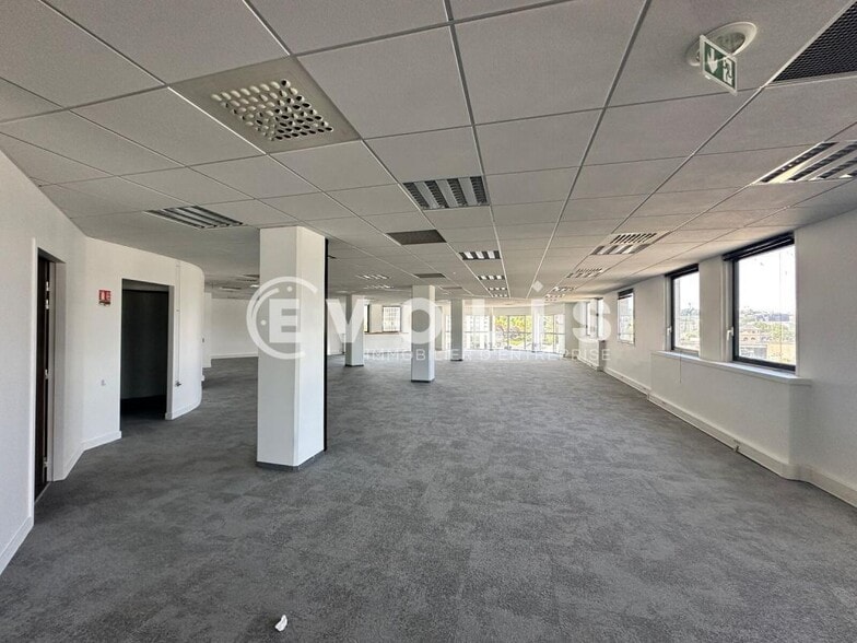20 Rue Troyon, Sèvres to rent - Interior Photo - Image 3 of 35