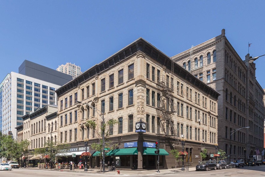 70 W Hubbard St, Chicago, IL for rent - Building Photo - Image 1 of 2