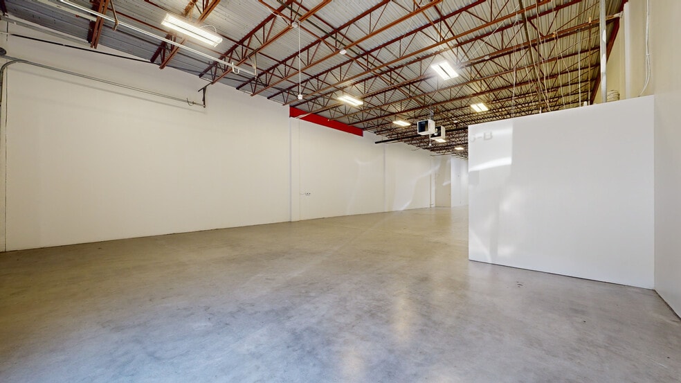 7401-7403 Lockport Pl, Lorton, VA to rent - Matterport 3D Scan - Image 2 of 50