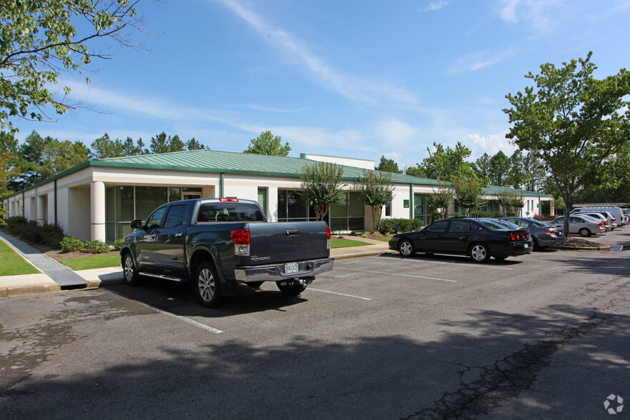 3821 Lorna Rd, Birmingham, AL for rent - Building Photo - Image 3 of 5