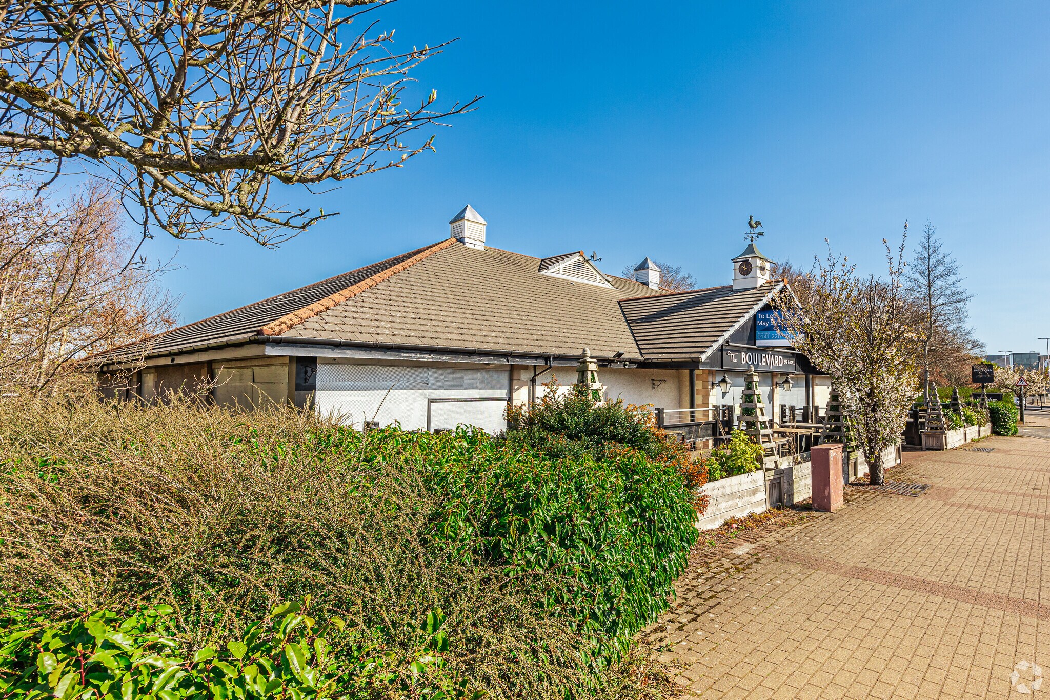 Almondvale Pky, Livingston for sale Primary Photo- Image 1 of 1