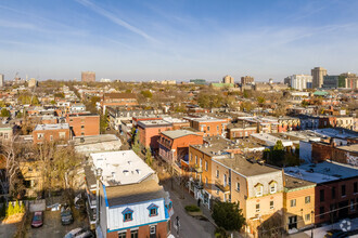 68-70 Av Duluth E, Montréal, QC - aerial  map view