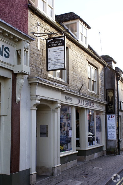 Cricklade St, Cirencester for sale - Primary Photo - Image 1 of 1