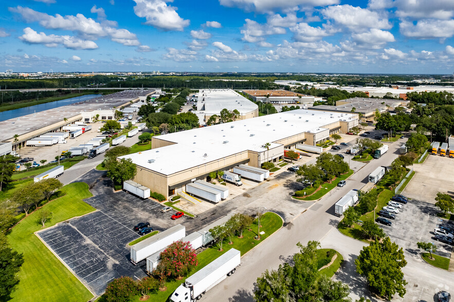 7550-7584 Brokerage Dr, Orlando, FL for rent - Aerial - Image 3 of 6