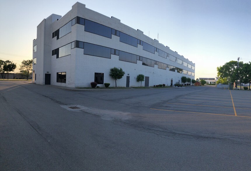 3136 S Winton Rd, Rochester 14623 South Winton Court UK