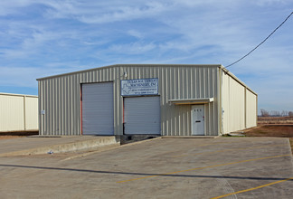 More details for 206 Industrial Dr, Forney, TX - Industrial for Rent