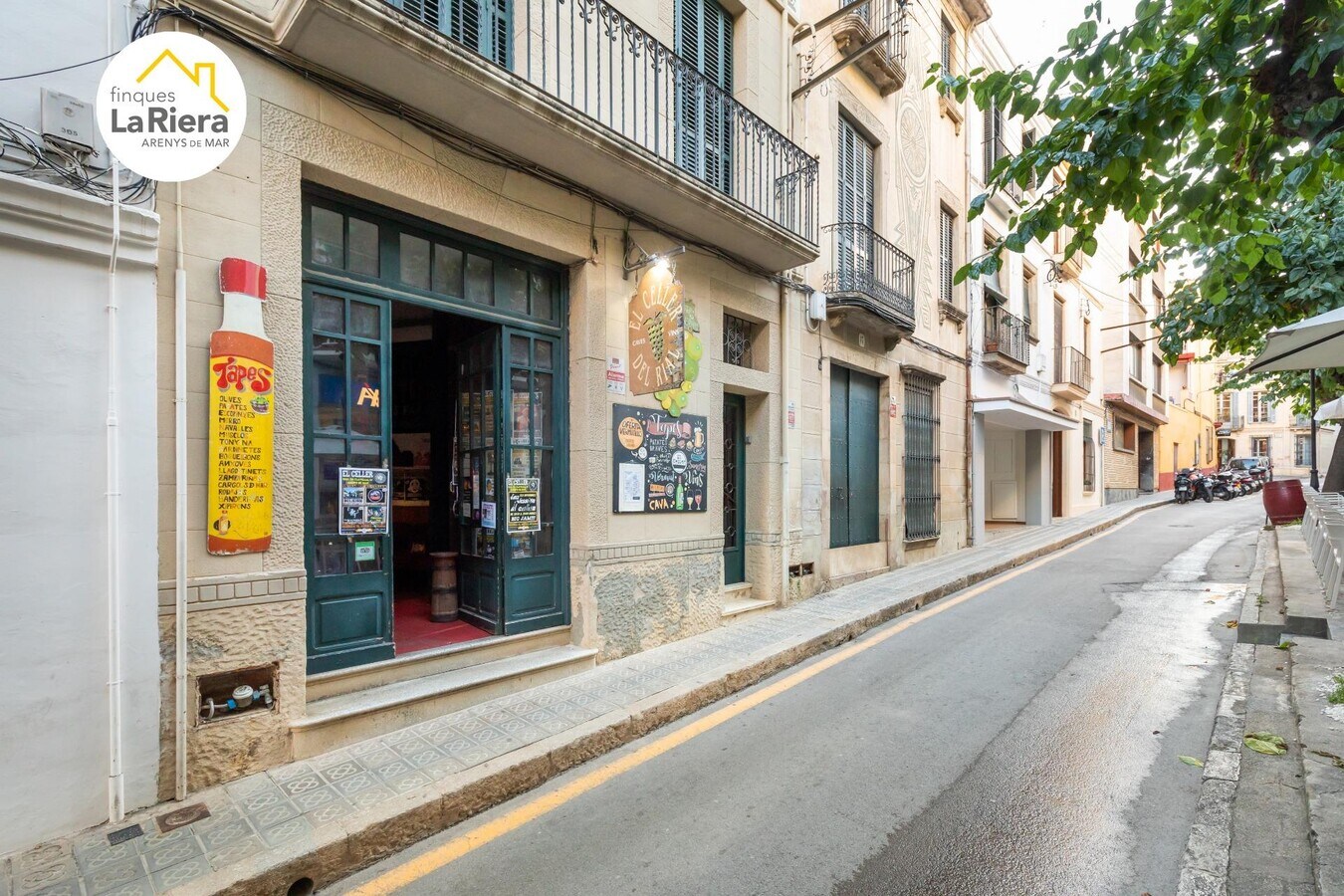 Arenys de Mar, BAR 08350 -  -  - Interior Photo - Image 1 of 15