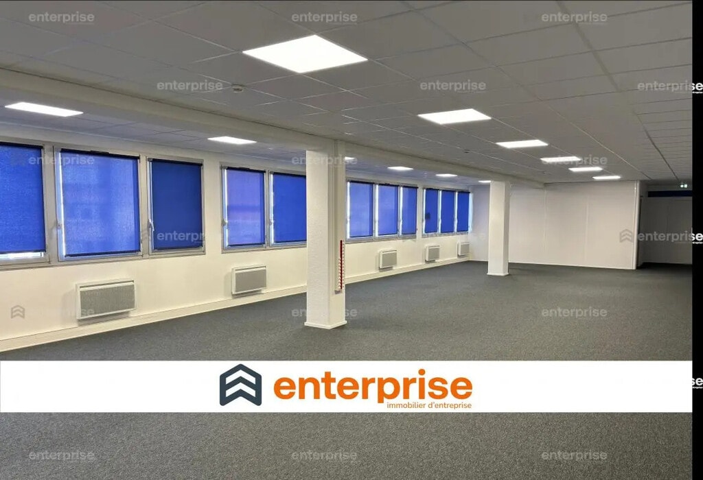 Location Bureaux 160 m² à 920 m² - Photo 1