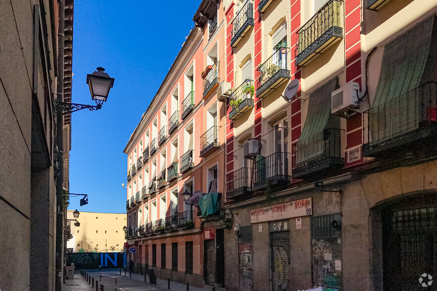 Calle Abades, 22, Madrid, Madrid for sale - Building Photo - Image 2 of 2