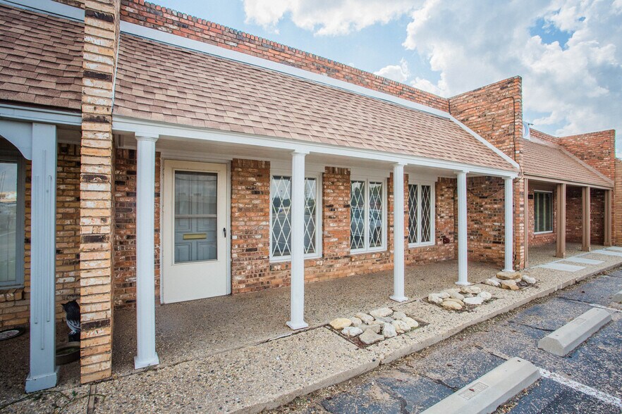 2811 74th St, Lubbock, TX for sale - Building Photo - Image 1 of 1