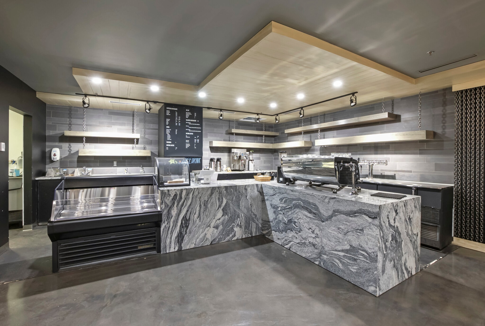 330 2nd Ave S, Minneapolis, MN to rent Interior Photo- Image 1 of 25