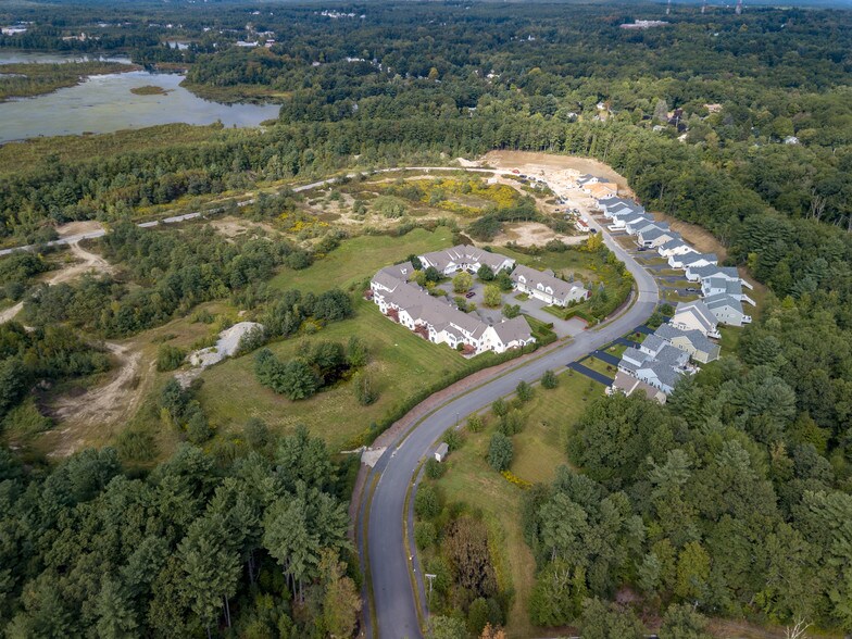 100 Tea Party Cir, Holden 01520 UK