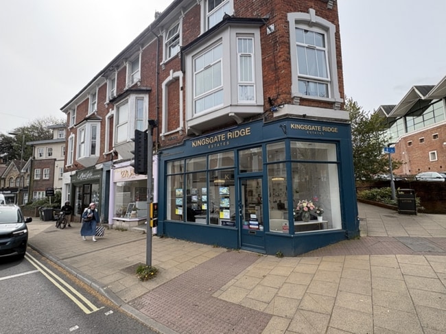 More details for 29 City Rd, Winchester - Retail to Rent