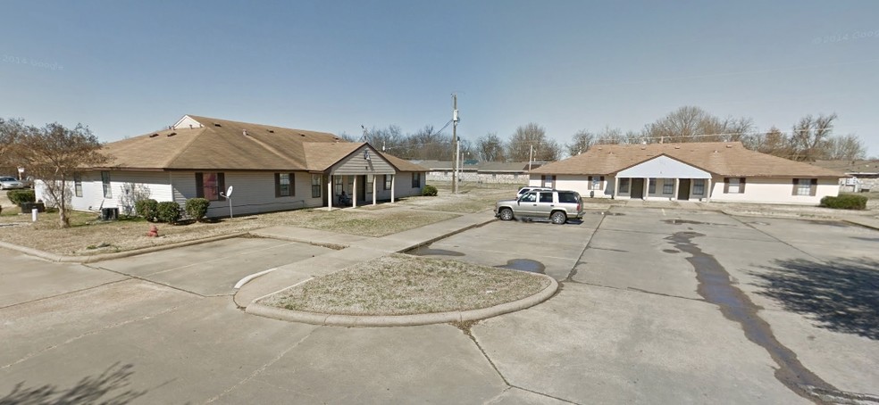 1120 11th St, Lambert, MS for sale - Primary Photo - Image 1 of 1