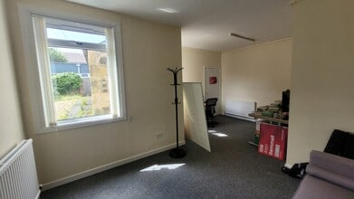 17 Townhead, Irvine to rent Interior Photo- Image 1 of 6