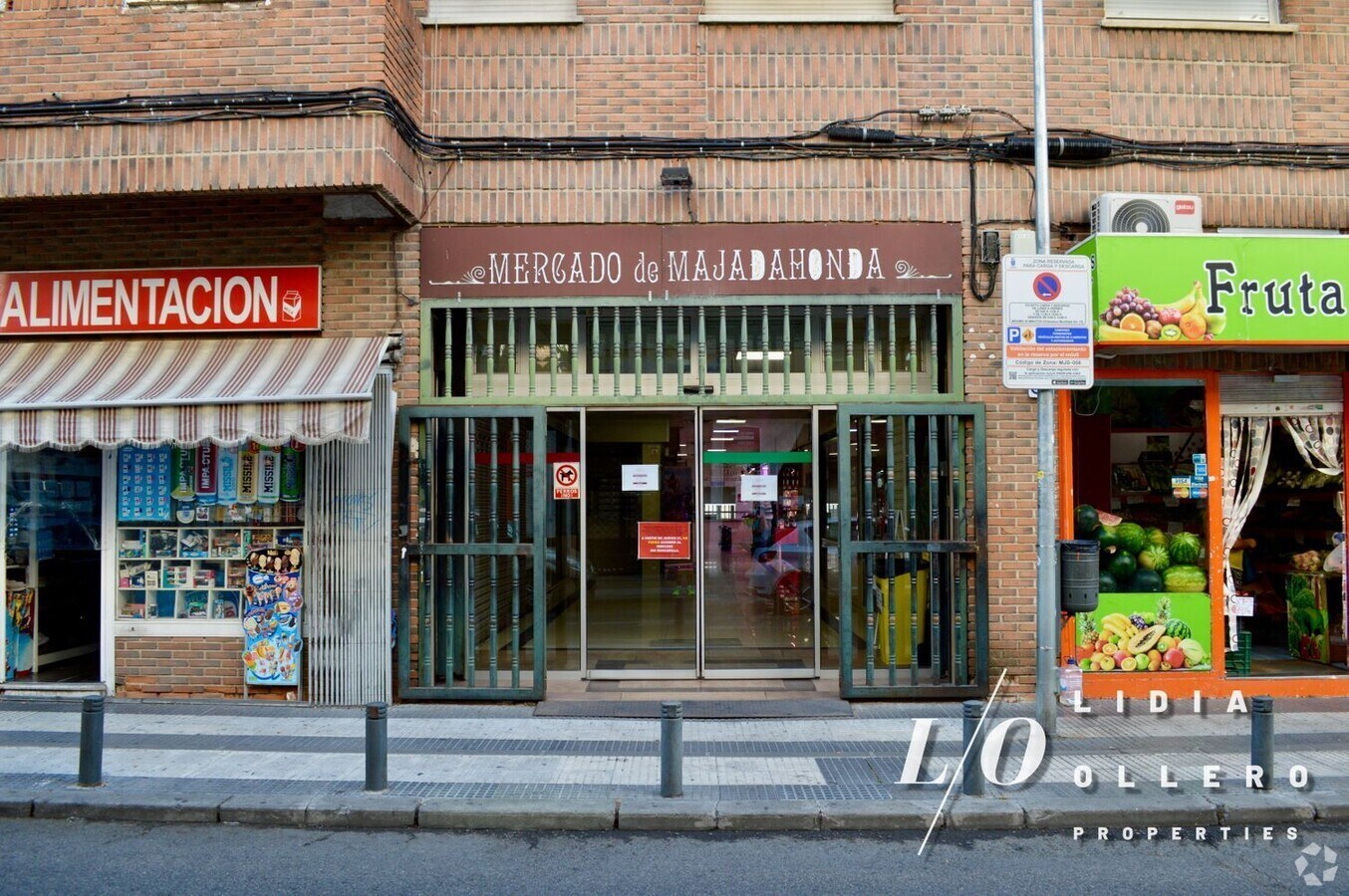 Majadahonda, MAD 28220 - - - Interior Photo - Image 2 of 3
