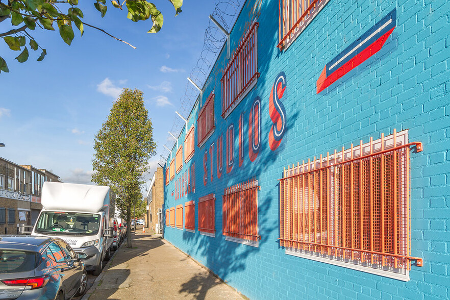 Hatcham Rd, London for sale - Building Photo - Image 1 of 1