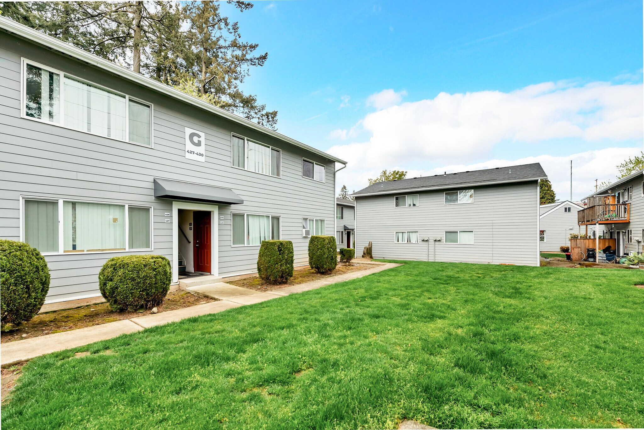 16300-16400 E Burnside St, Gresham, OR for sale Building Photo- Image 1 of 1