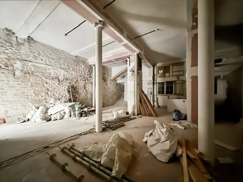 Retail in Paris to rent Building Photo- Image 1 of 7