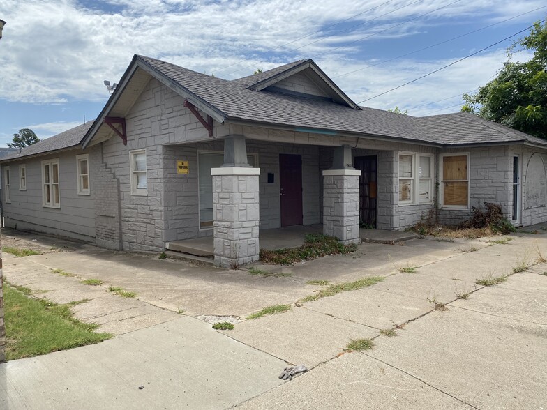 522 N Sylvania Ave, Fort Worth, TX for sale - Building Photo - Image 2 of 10