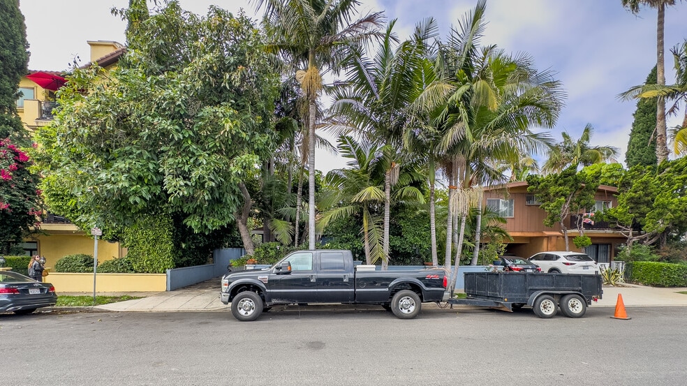 1837 Beloit Ave, Los Angeles, CA for sale - Building Photo - Image 3 of 20