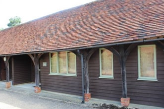 Lake Rd, Ockley to rent Building Photo- Image 2 of 3