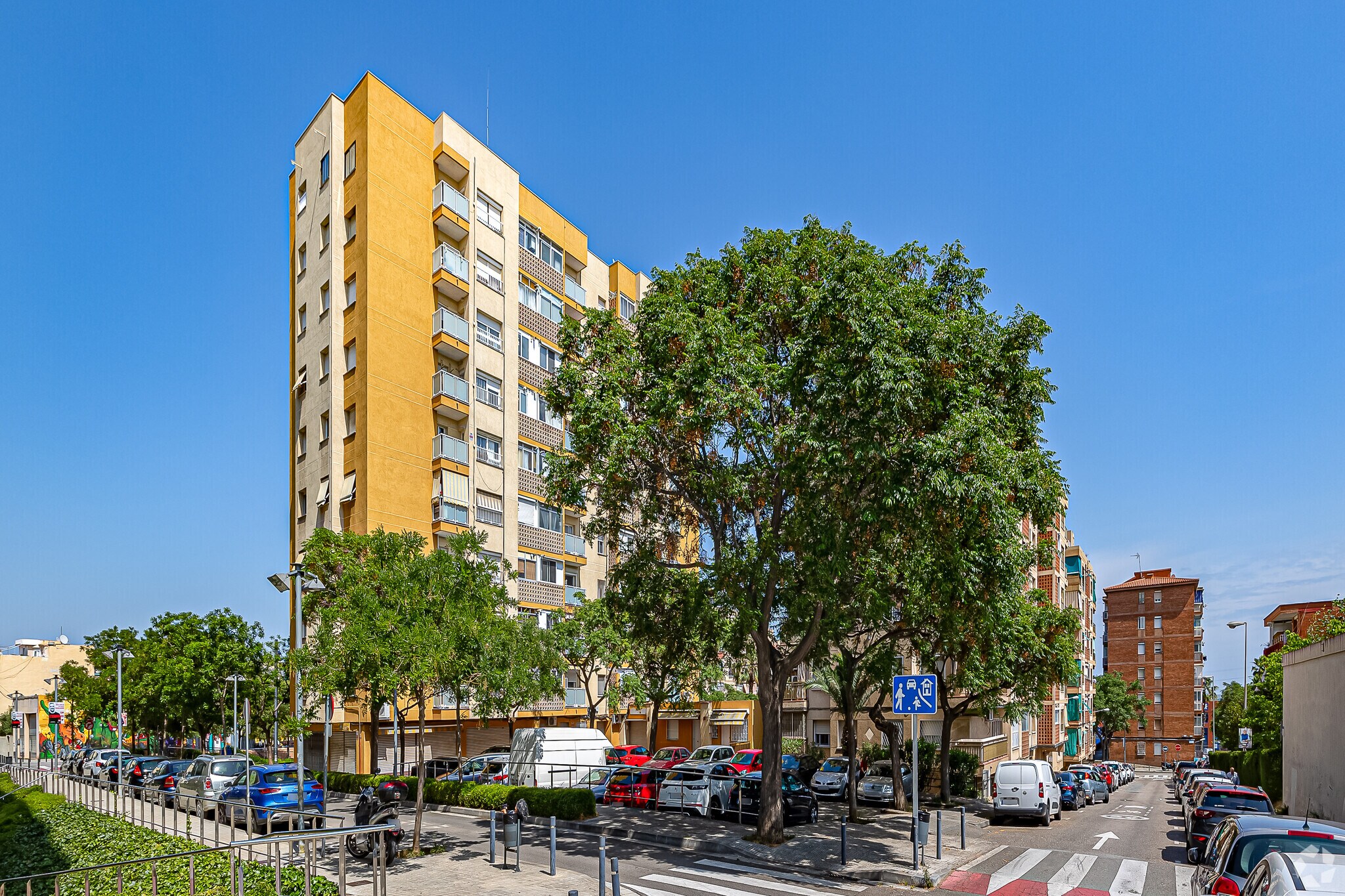 Build-to-Rent in Sant Boi de Llobregat, Barcelona for sale Primary Photo- Image 1 of 4