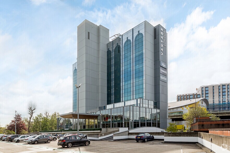 Great West Rd, Brentford for sale - Building Photo - Image 1 of 1