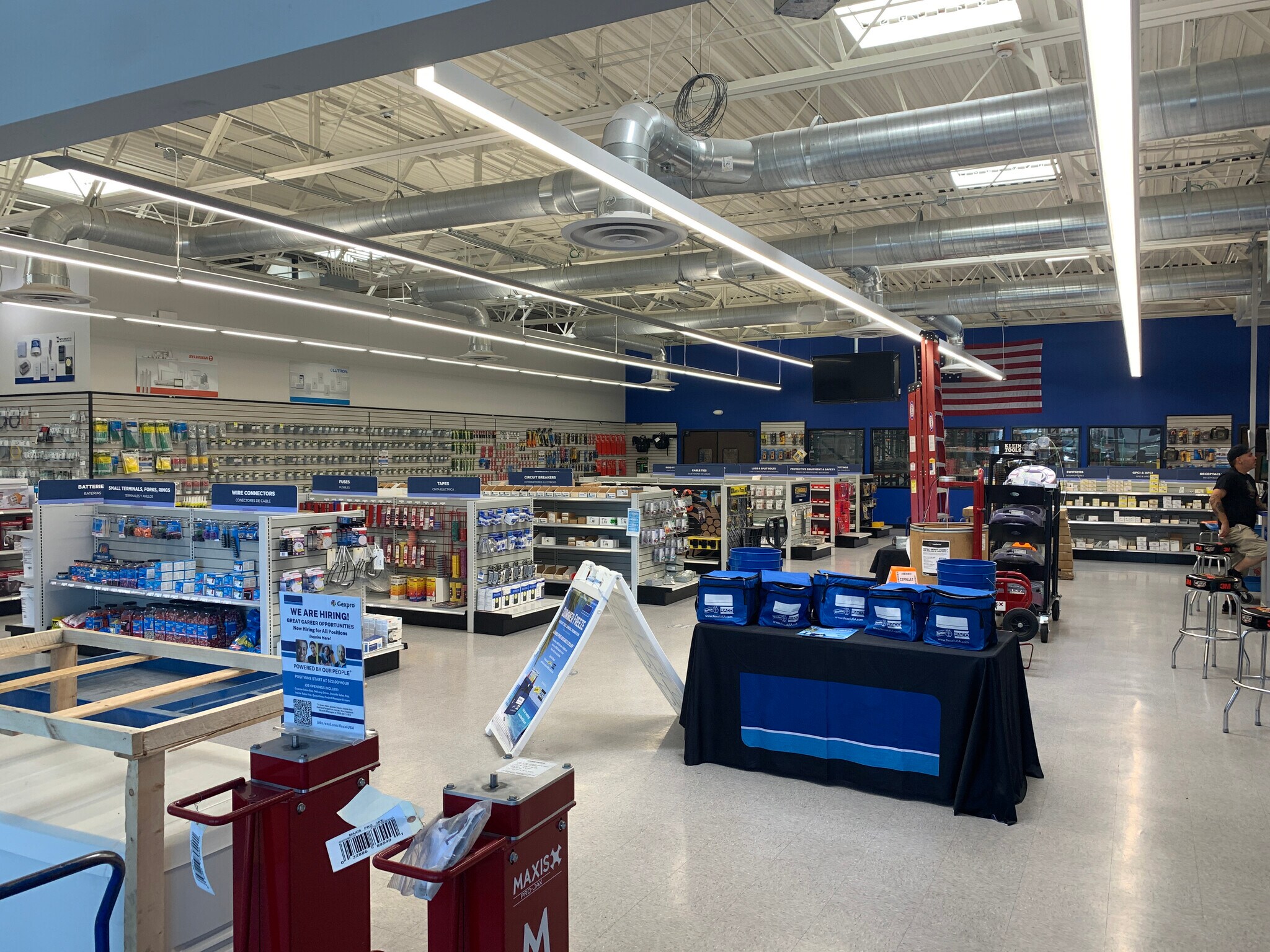 955 Kennedy St, Oakland, CA for sale Interior Photo- Image 1 of 1