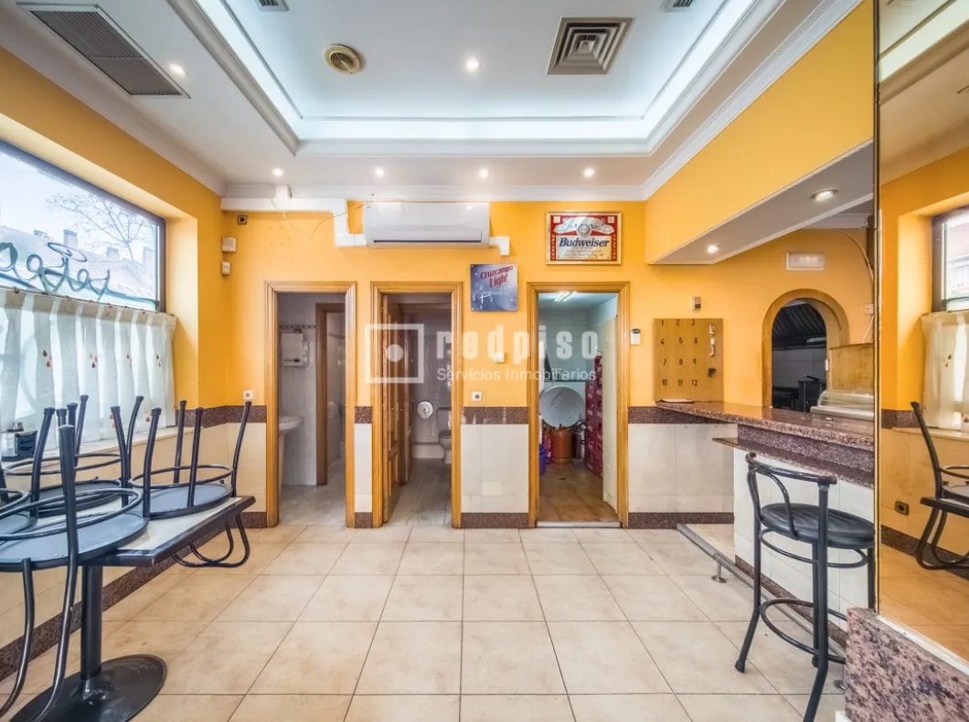 Alcorcón, MAD 28925 -  -  - Interior Photo - Image 1 of 6