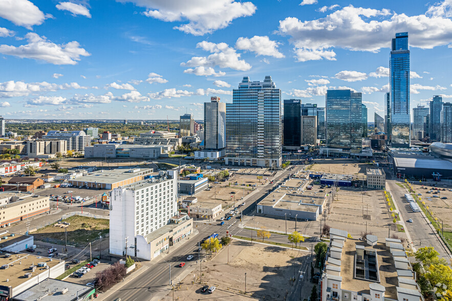 10609 101st St NW, Edmonton, AB for rent - Aerial - Image 1 of 3