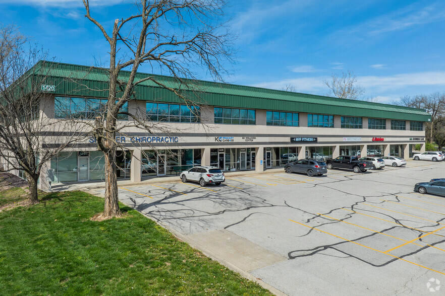 1400-1420 NW Vivion Rd, Kansas City, MO for rent - Primary Photo - Image 1 of 17