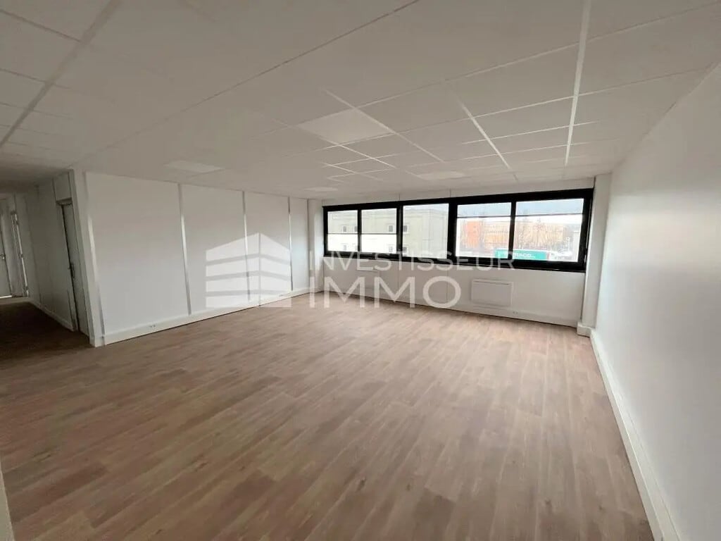 Location Bureaux 11 m² - Photo 1