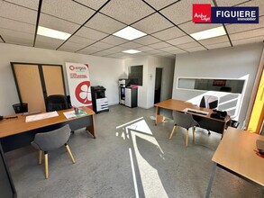 75 Rue Marcelin Berthelot, Aix-en-Provence to rent Interior Photo- Image 1 of 17