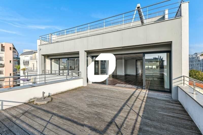 Office in Courbevoie to rent - Building Photo - Image 1 of 22