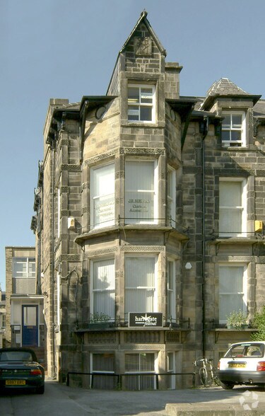 1-3 Victoria Ave, Harrogate to rent - Primary Photo - Image 1 of 6