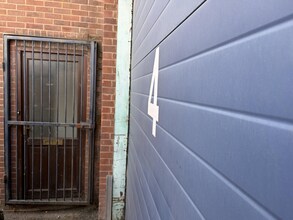 Western Clos, Leominster to rent Building Photo- Image 1 of 4