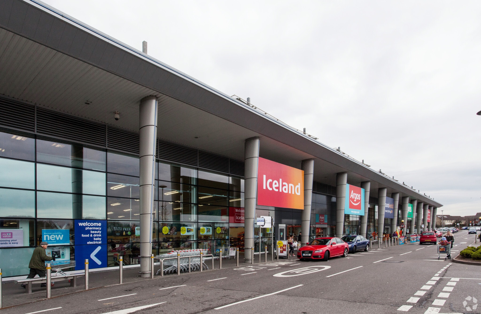 Bradley Stoke Way, Bristol BS32 8BS Willow Brook Centre